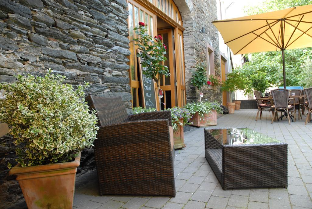 Juffer Flair Restaurant Gaestehaus Brauneberg Exteriör bild